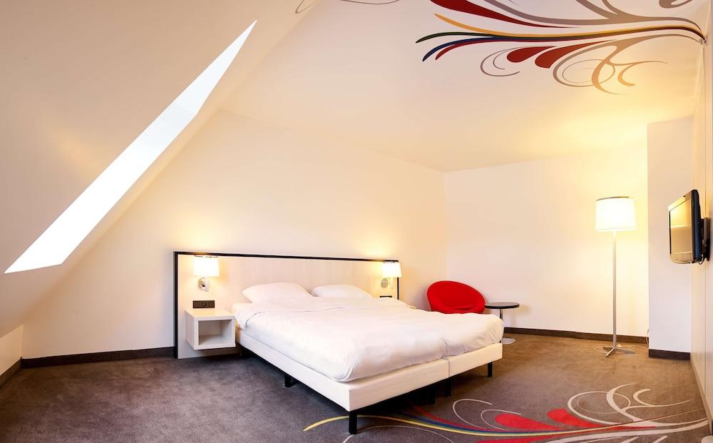 Hotel Park Inn By Radisson Brussels Midi Εξωτερικό φωτογραφία